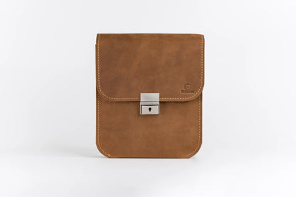 Kattled Messenger Bag - Russet Brown